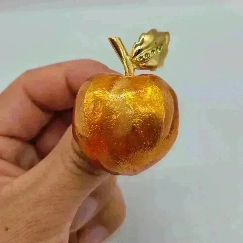 VTG Apple Pin BROOCH Enamel Gold Tone Teachers Gift - Picture 9 of 9